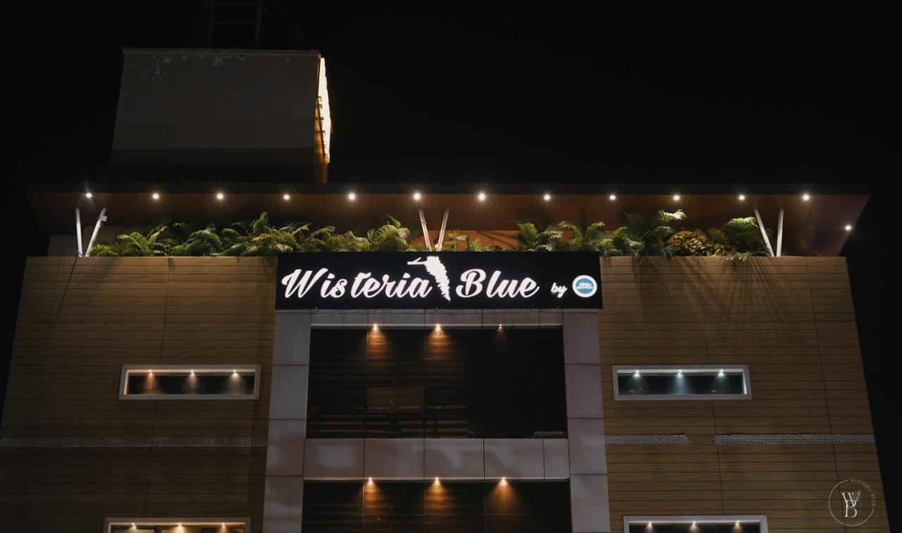 ホテル Wisteria Blue Samarda Kaliāsot エクステリア 写真